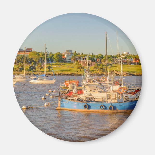 Imán Puerto de Buceo, Montevideo, Uruguay (Frente)