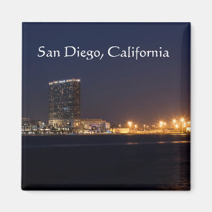 Imán Puerto de San Diego por la noche