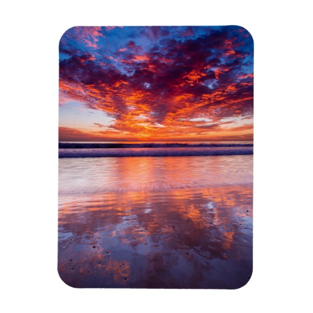 Imán Puesta de sol roja sobre el mar, California (Vertical)