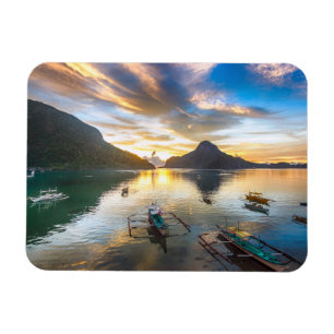 Imán Puesta del sol en el EL Nido