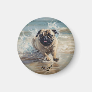 Imán Pug feliz en el personalizable de la playa