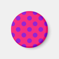 Punto de polka morado sobre cereal