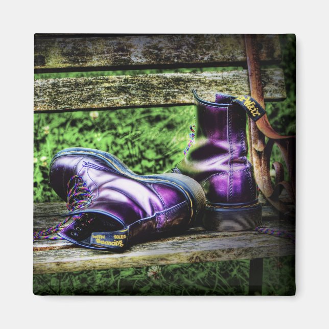Imán Purple Boots (Frente)