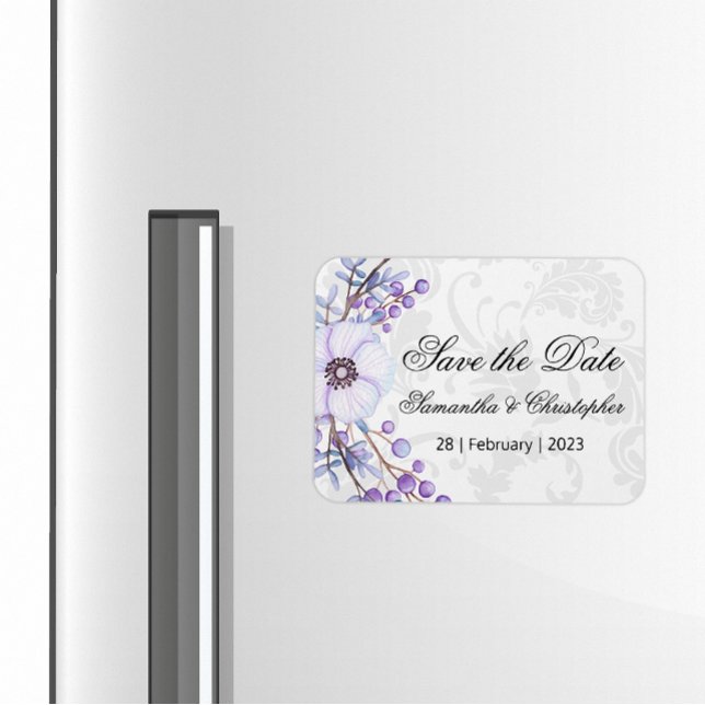 Imán Purple Floral Berry Wreath Wedding Save the Date (Subido por el creador)
