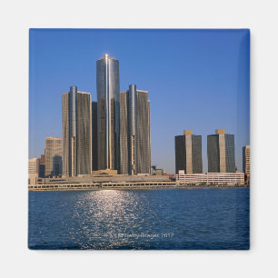 Imán Rascacielos por el agua en Detroit