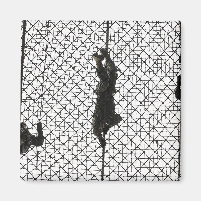 Imán reclutas que completan un obstáculo (Frente)