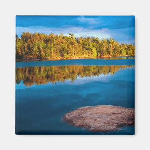 Imán Reflexiones nocturnas en las aguas fronterizas