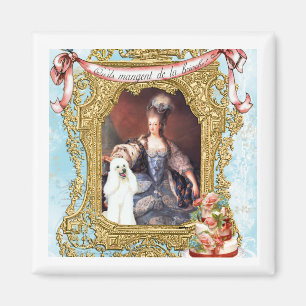 Imán Reina María Antonieta de canicé blanco y pastel