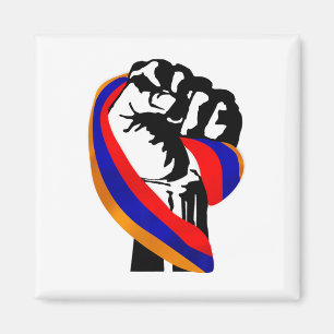 Imán Resistiendo el puño de la bandera del Orgullo Arme