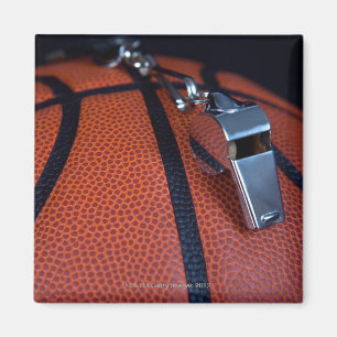 Imán Restos del silbido de un árbitro encima de a