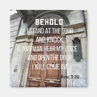 Revelaciones 3:20 He aquí, me paro en la puerta