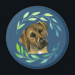 Imán Ridgeback de Rodesia con una Wreath Watercolor<br><div class="desc">Esta es una pintura acuarela de un perro Ridgeback de Rodesia. Ella tiene una corona verde alrededor de su cara.</div>