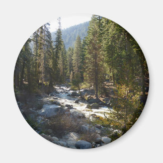 Imán Río Kaweah en el Parque Nacional Sequoia