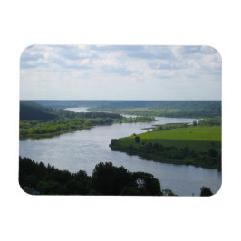 Imán Río Nemunas en Vilkija, LITHUANIA —
