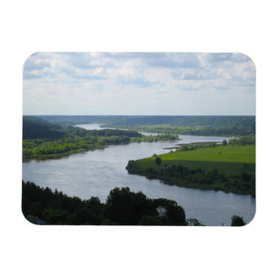 Imán Río Nemunas en Vilkija, LITHUANIA —