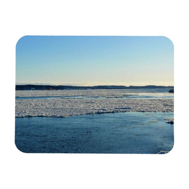 Imán Río San Lorenzo en invierno, Quebec, Canadá (Horizontal)