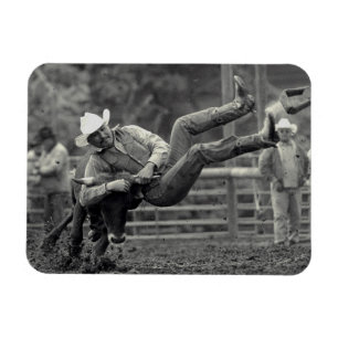 Imán Rodeo Indio Americano en Tygh Valley, Oregon. Clin