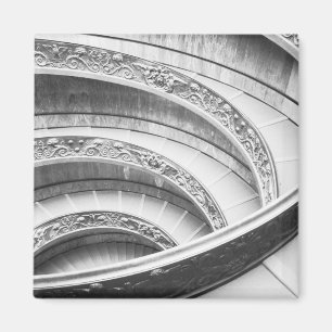 Imán Roma Italia, Escalera del Vaticano