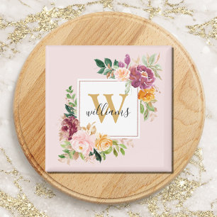 Imán Rosa floral botánica elegante de acuarela con mono