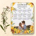 Imán Rústica vegetación floral simple foto Guardar la f<br><div class="desc">Rústico Floral Greenery Simple 'Save the Date' Magnet presentando el Calendario Anual 2024 con una hermosa foto. Hágale saber a su familia, amigos y colegas que ha fijado una fecha para la celebración de su boda con este elegante imán. Para mover el marcador en forma de corazón dorado > haga...</div>