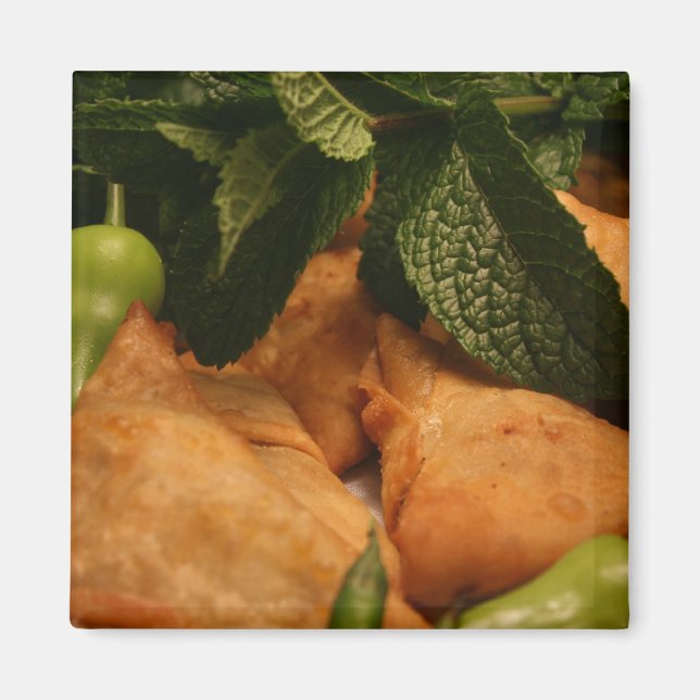 Imán Samosa (Frente)