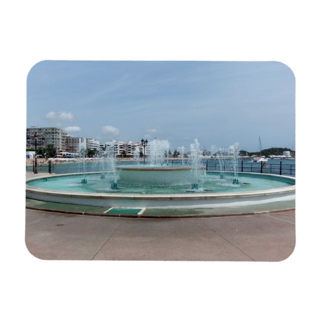 Imán Santa Eulalia Fountain Magnet (Horizontal)
