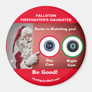 Imán Santa, HIJA DE FALLSTON FIREFIGHTER, está mirando
