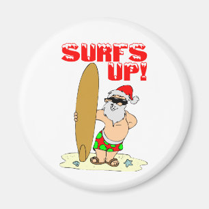 Imán Santa que practica surf