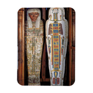Imán Sarcófago egipcio cubierto con los hieroglyphics