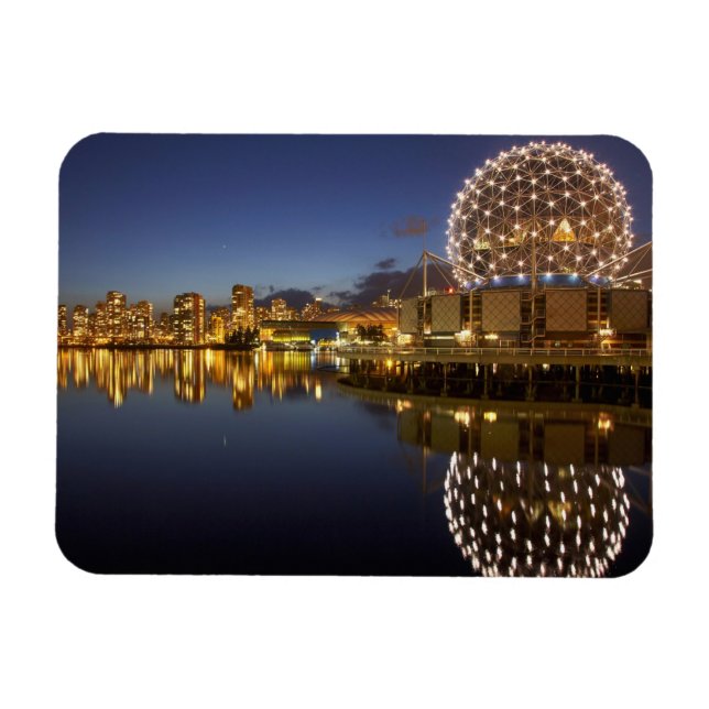 Imán Science World y CBD reflejados en False Creek, (Horizontal)