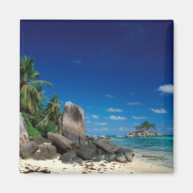 Imán Seychelles, la isla Mahe, la playa Anse Royale. (Frente)