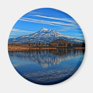 IMÁN SHASTA DE LA TA REFLEJADO