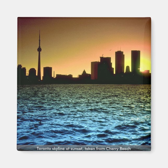 Imán Skyline de Toronto al atardecer, tomado de Cherry  (Frente)