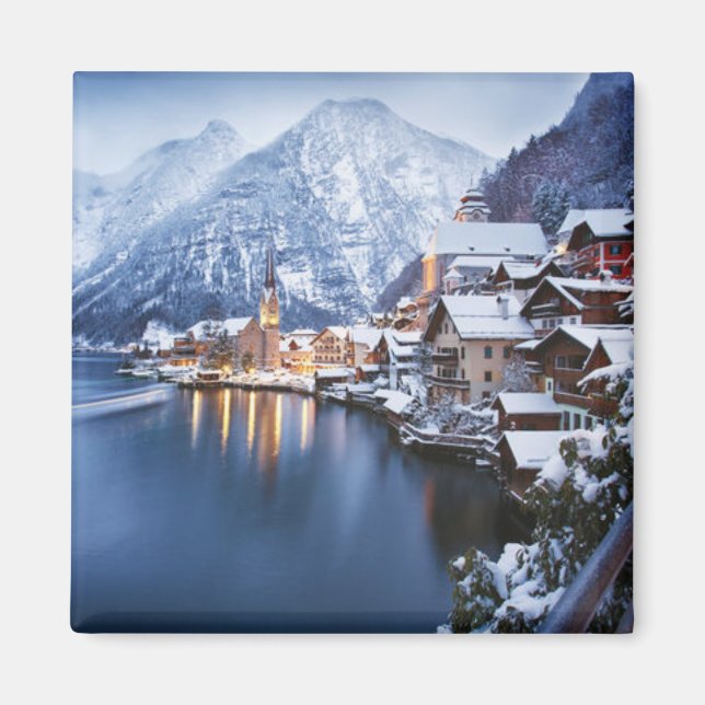 Imán Snowy Mountain Town Winter (Frente)