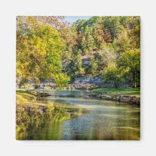 Imán Sobre el Creek de Dogwood