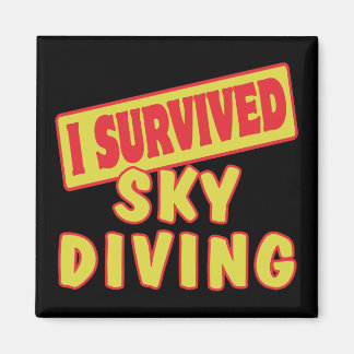 IMÁN SOBREVIVÍ EL SKYDIVING