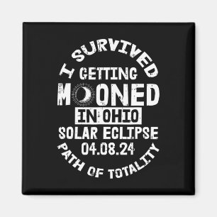 Imán Sobrevivido Que Se Mueve En El Eclipse Solar De Oh