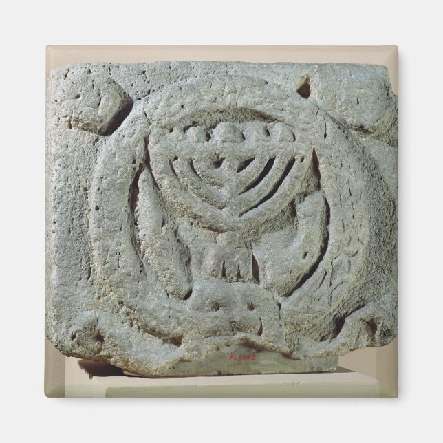 Imán Socorro que representa una menorah (Frente)