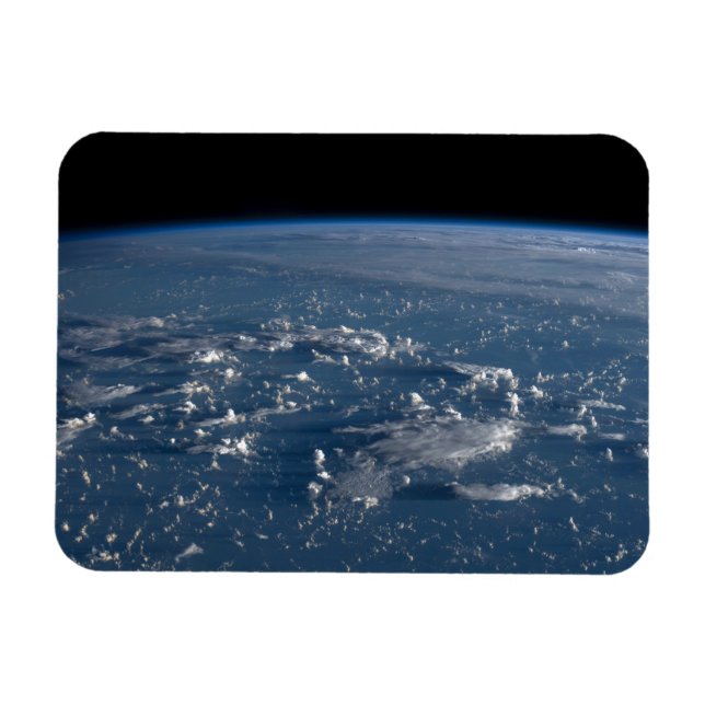 Imán Sombras De Nubes A Través Del Mar De Filipinas (Horizontal)