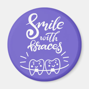 Imán Sonreir con correas   Dientes sonrientes
