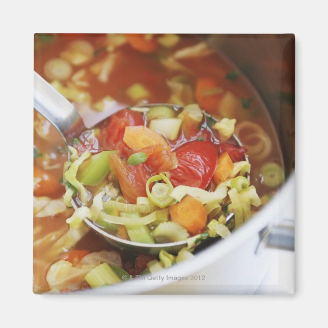 Imán Sopa vegetal en sartén (Frente)