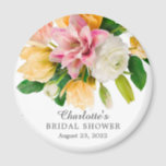 Imán Spring Meadow Floral Bridal Shower Magnet<br><div class="desc">Hermoso diseño de ducha de novias floridas con un magnífico ramo de melocotón,  flores rosas,  amarillas y blancas sobre un fondo blanco. Haga girar nuestro diseño para ver una parte posterior de la floral para obtener un toque especial.</div>