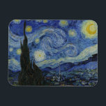 Imán Starry Night Vincent van Gogh<br><div class="desc">Este hermoso diseño de imán rectangular de arte precioso muestra el famoso cuadro del pintor holandés post-impresionista Vincent van Gogh, "La noche estrellada". Durante su estancia en el asilo de Saint Remy en los años 80, van Gogh describió las colinas onduladas y los cipreses que veía desde su ventana. También...</div>