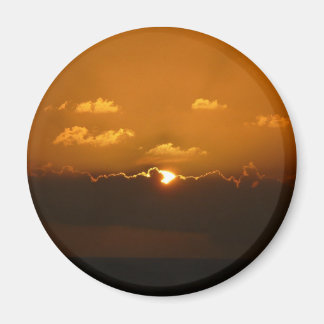 Imán Sun Behind Clouds I Naranja Sunset Photo