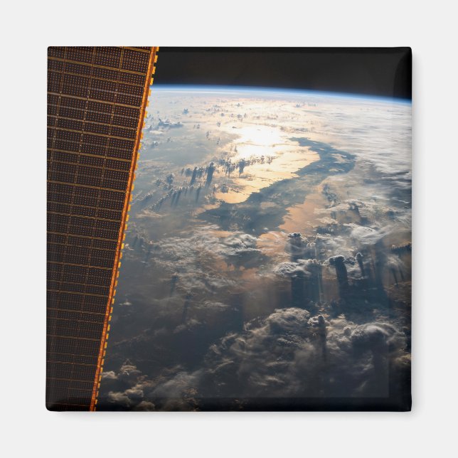 Imán Sunglint Viene Del Mar De Celebes En El Sudeste As (Frente)