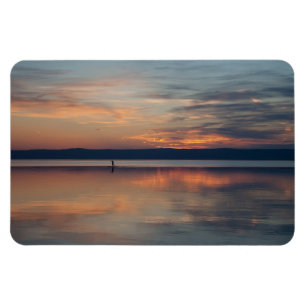 Imán Surfista arrastrándose hacia la costa