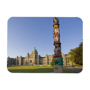 Imán Tapa del tótem en el edificio del Parlamento en