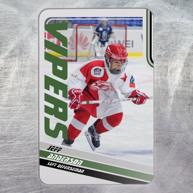 Imán Tarjeta de hockey sobre hielo verde (Ice Hockey Trading Card Magnet: Dynamic design for young fans! Perfect souvenir. )