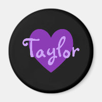 Taylor en morado