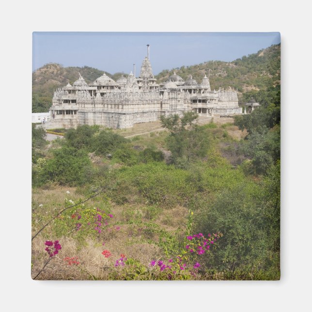 Imán Templo de Ranakpur Jain, Ranakpur, Rajasthan, Indi (Frente)